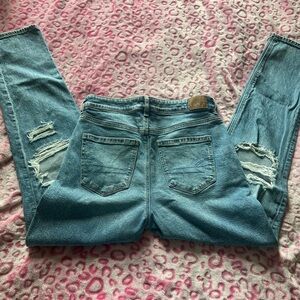 American Eagle Outfitters NWOT Light Blue Denim Jeans
